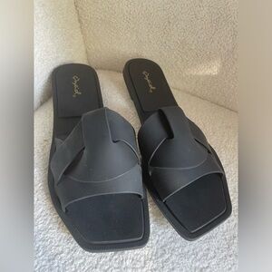 Qupid matte Black squared toe Women's Slide dress Sandals 6.5 NWOT